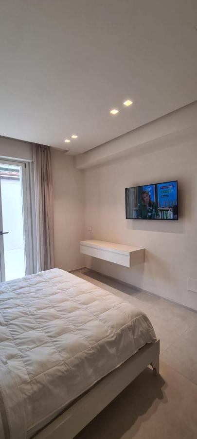 Lido Mare By Massi Apartment Lido di Camaiore Exterior photo